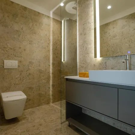 Simma Luxury & * Belgrade