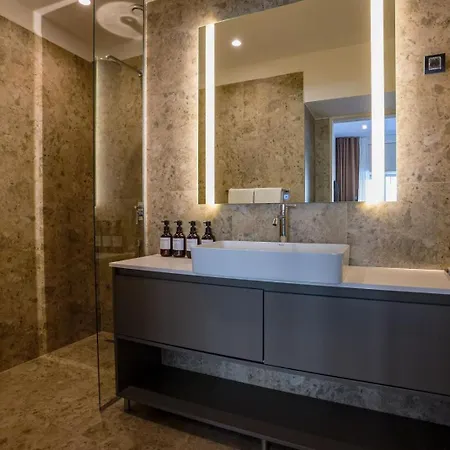 Simma Luxury & * Belgrade