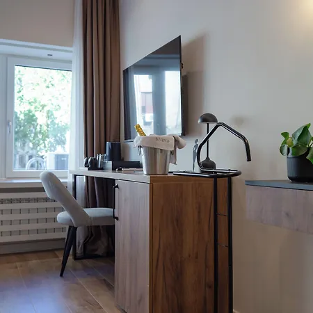 Simma Luxury & شقة فندقية 4*